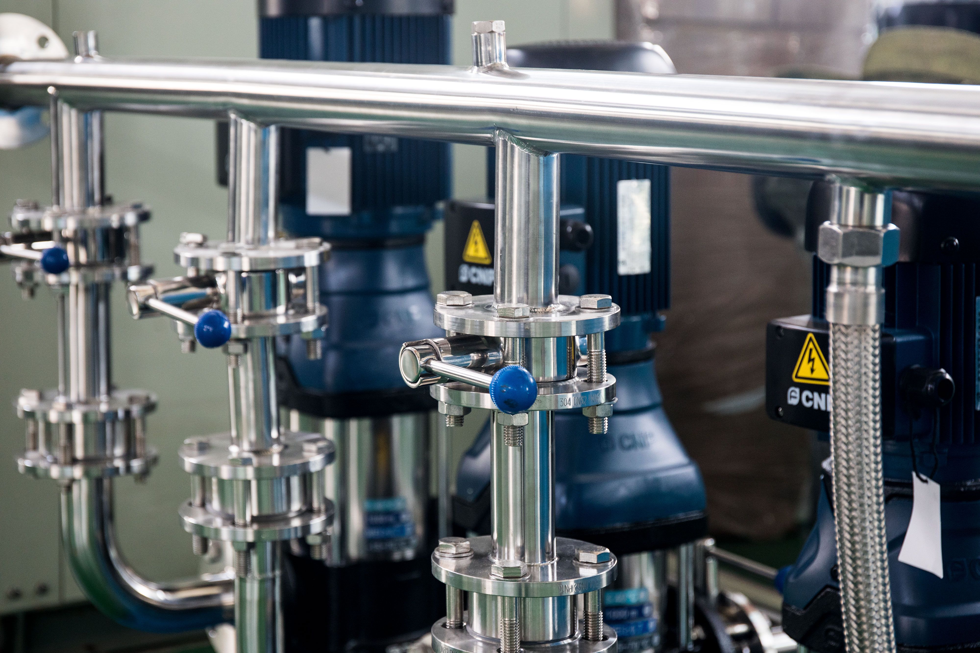 Ethanolamine trong các ứng dụng chất hoạt động bề mặt và chất tẩy rửa: Chức năng và cân nhắc tìm nguồn cung ứng